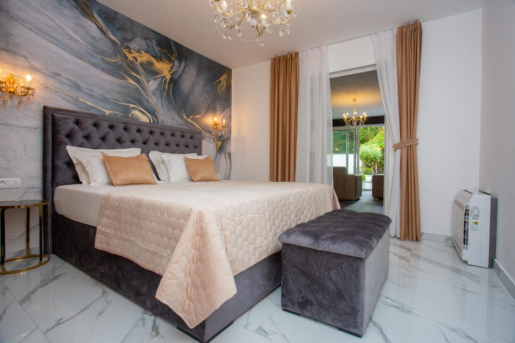 ***Green Dream***- Villa In Split Villa